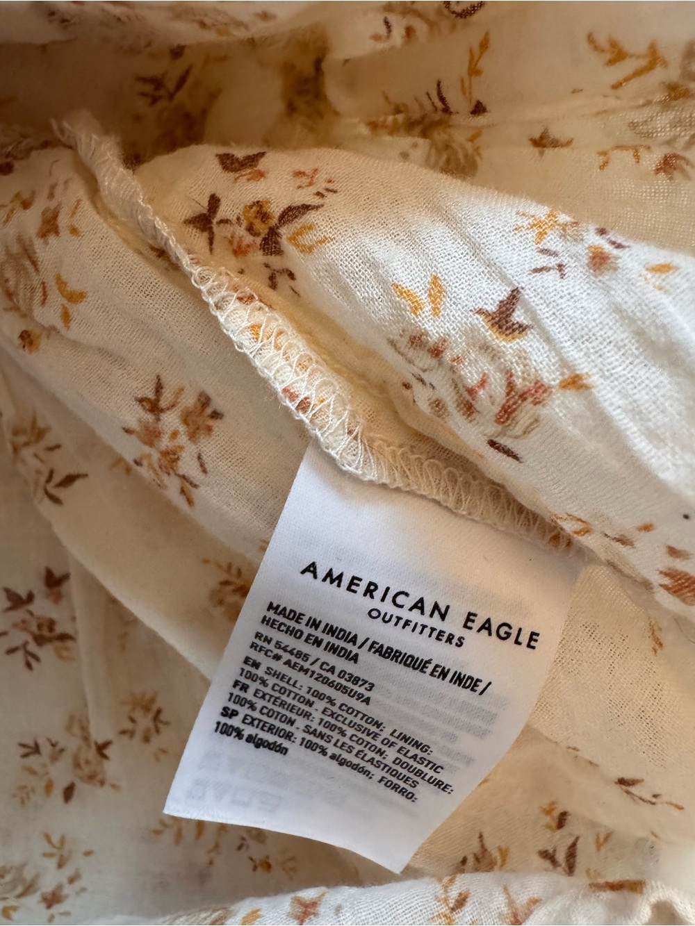 American Eagle Outfitters Cream Floral Tiered Ruffle Short Romper with 3/4 sleev - Picture 6 of 10